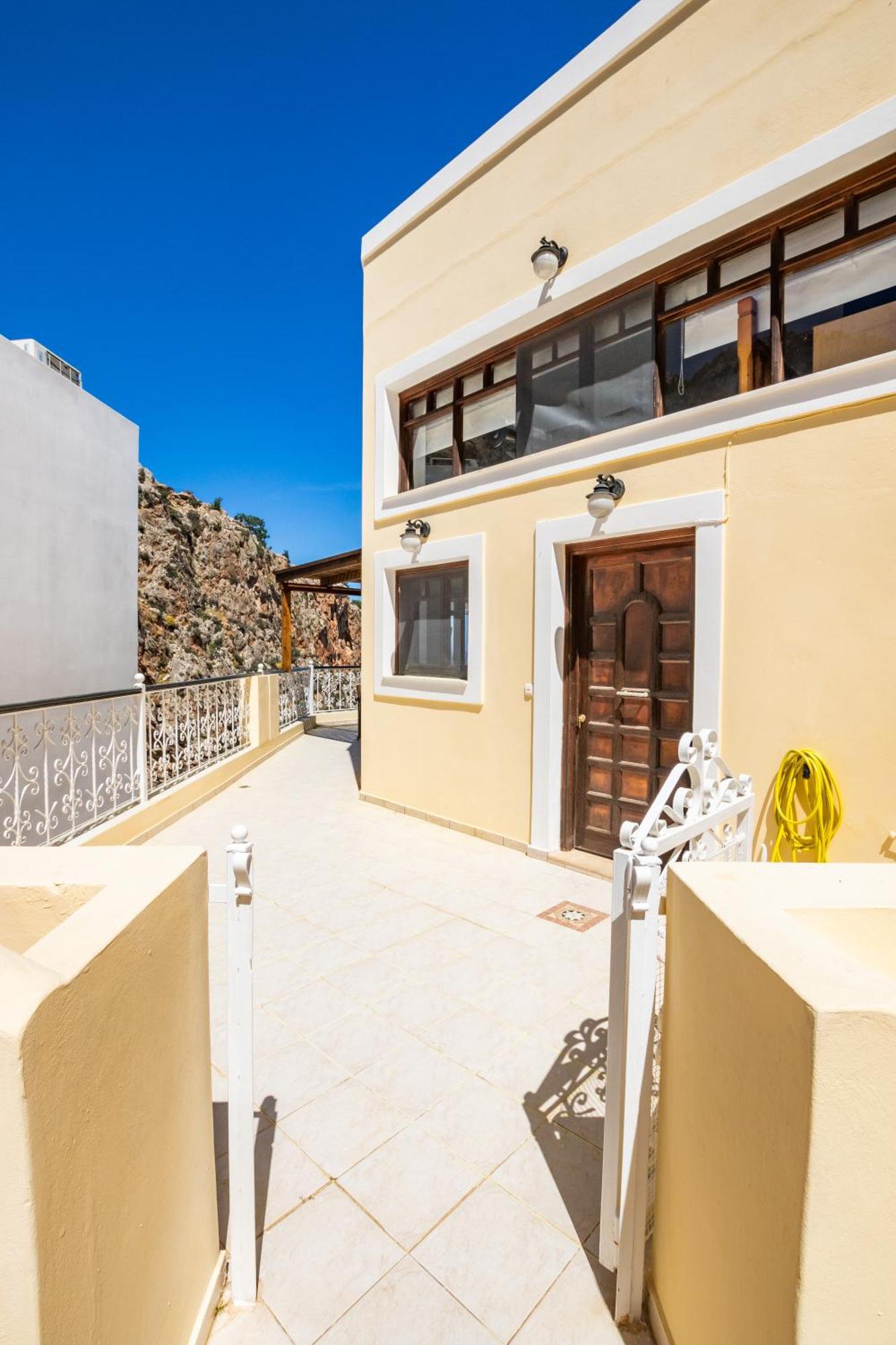 Melina Kyra Panagia Villa ภายนอก รูปภาพ