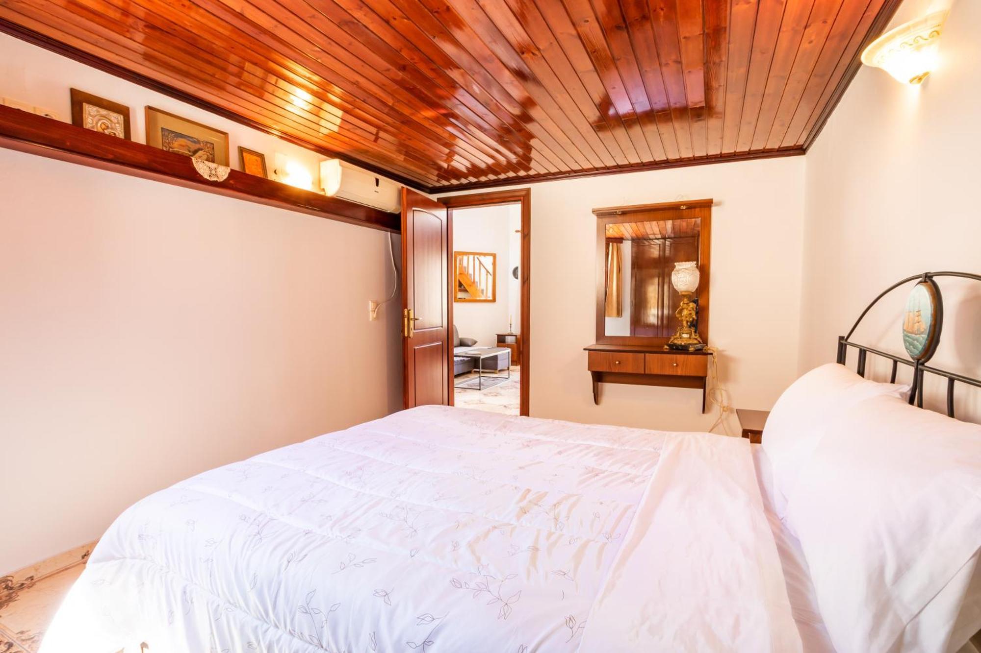 Melina Kyra Panagia Villa ภายนอก รูปภาพ